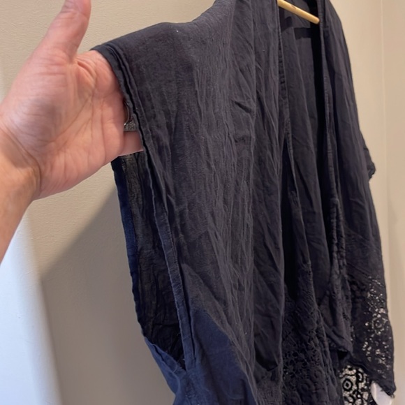 ROOTS - Multi Purpose Kimono - Picture 3 of 10